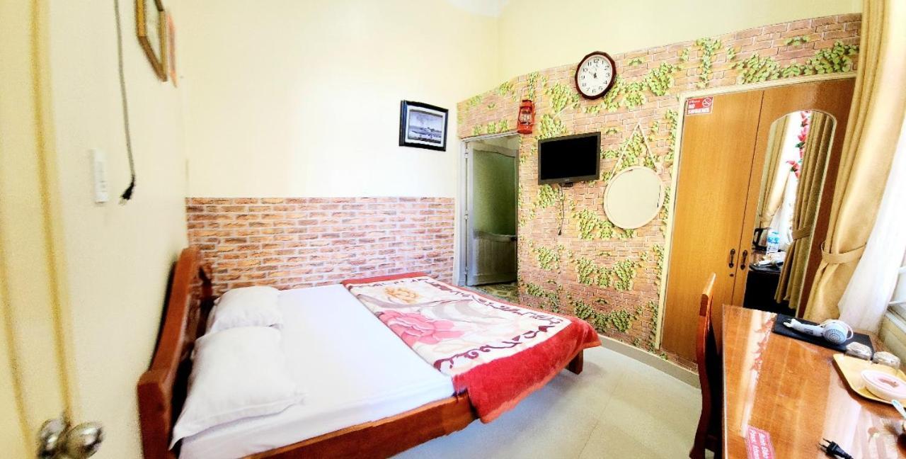 Binh Dao Hotel - Khach San Ngay Trung Tam Gia Re Da Lat Exterior photo